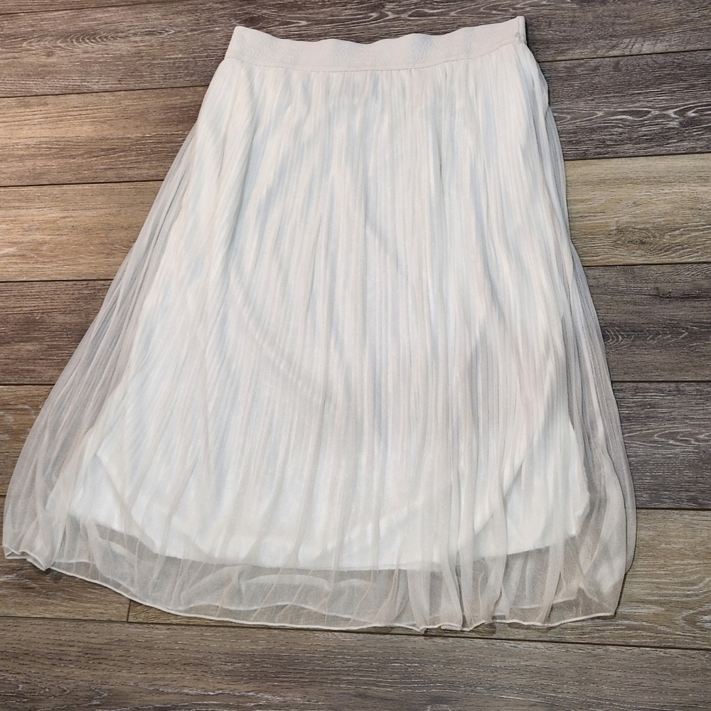 Andi+James white tulle midi skirt - Picture 4 of 6